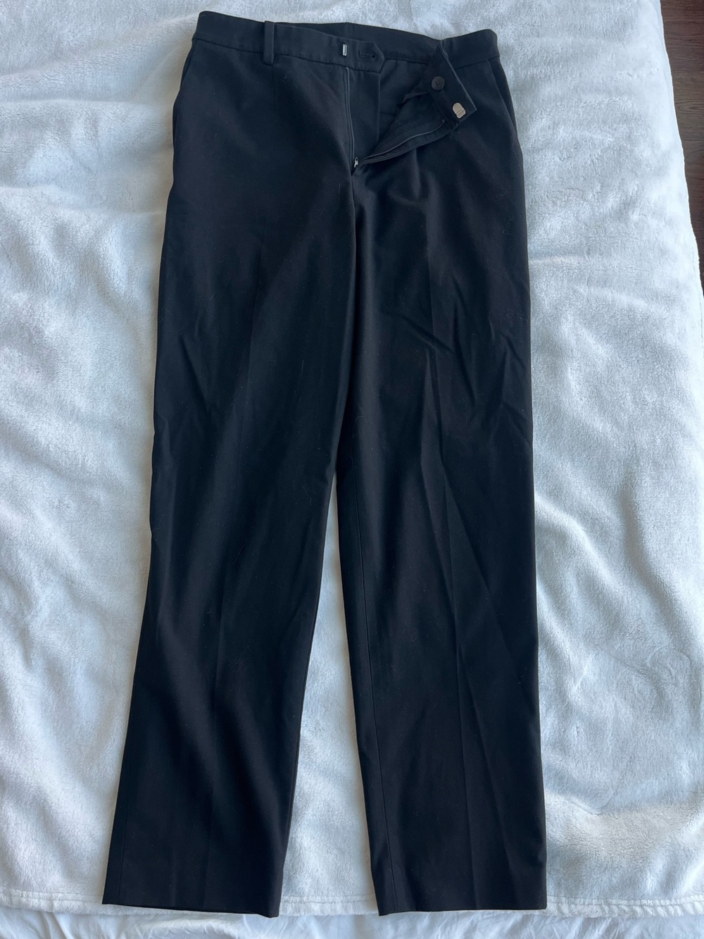 Uniqlo Black Straight-Leg Dress Pants